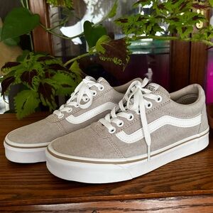 Van Sneakers Tan Taupe Women’s 7 SOLD